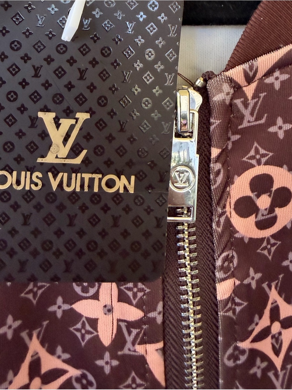 NWT! Louis Vuitton Brown Monogram Bomber Jacket M - Picture 3 of 9